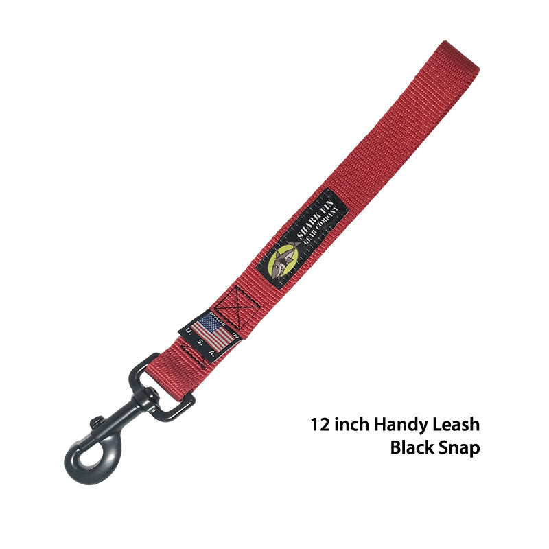 12 inch red traffic leash with black bolt snap