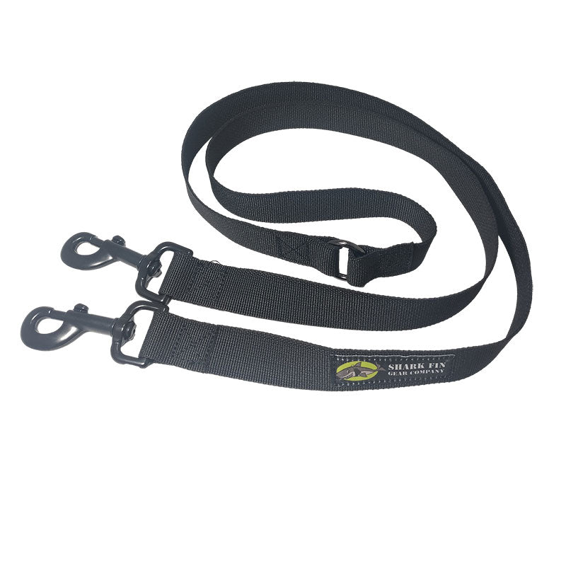 two dog leash coupler black bolt snap